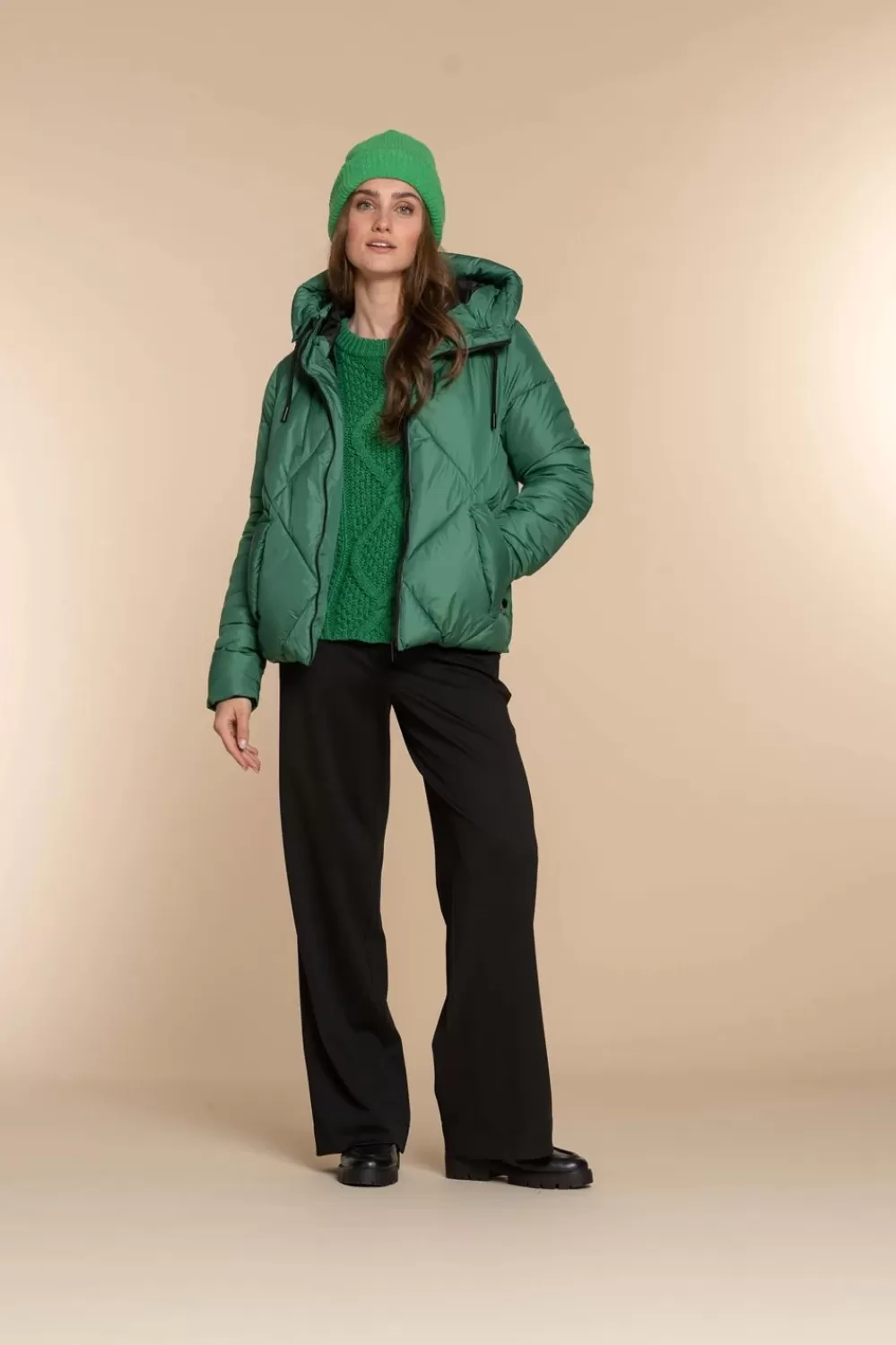 Geisha Fashion -Geisha Women Short Puffer Coat 38565-21 Green