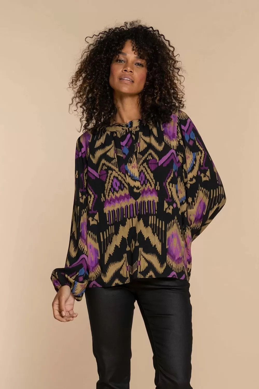 Geisha Fashion -Geisha Women Top With Ikat Print 33678-20 Black